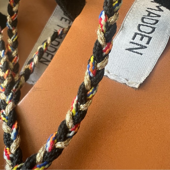 ❌N/A❌ Steve Madden lace up sandals - Picture 3 of 12